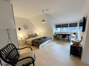 2 Bedroom MB, Cozy, Self Check in, Invoice